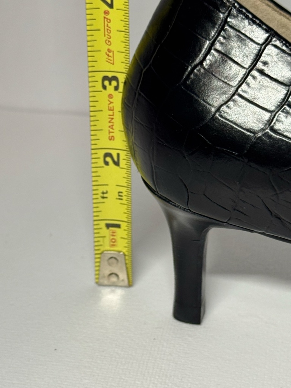 Talbots Black Croc Embossed Pointed Toe Kitten Heels Pumps S 5.5M Classic - Picture 11 of 11